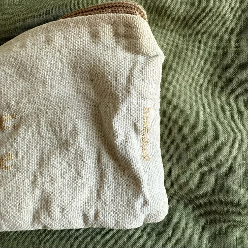 Her Campus HCXO zippered pencil pouch